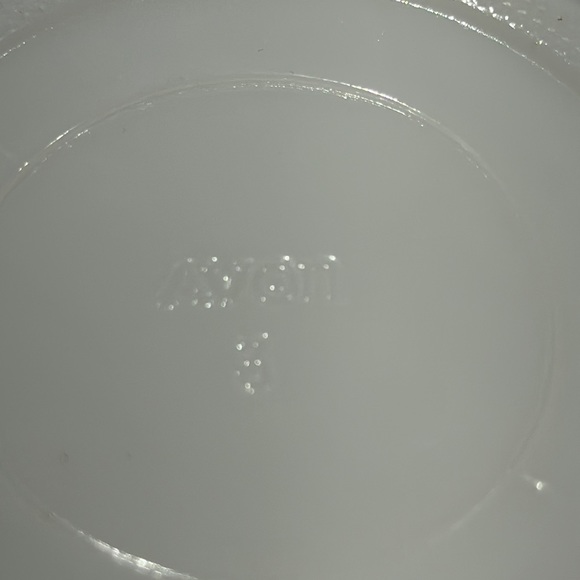 Vintage Avon Milk Glass with Lid Yellow Bird and Floral Design - Picture 6 of 6